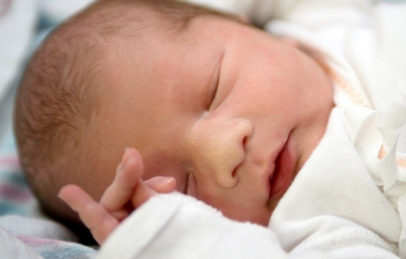 Пітниця у новонароджених